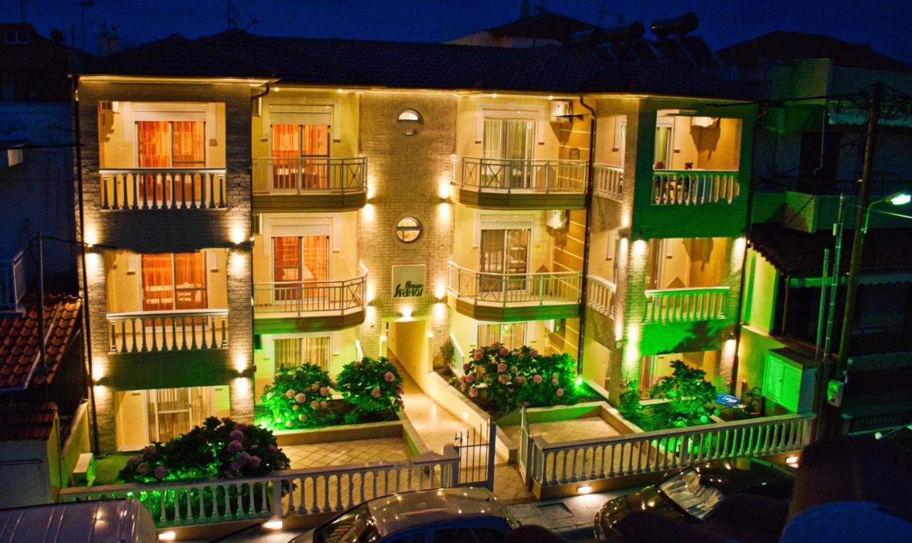 House Spanos Сарти Экстерьер фото